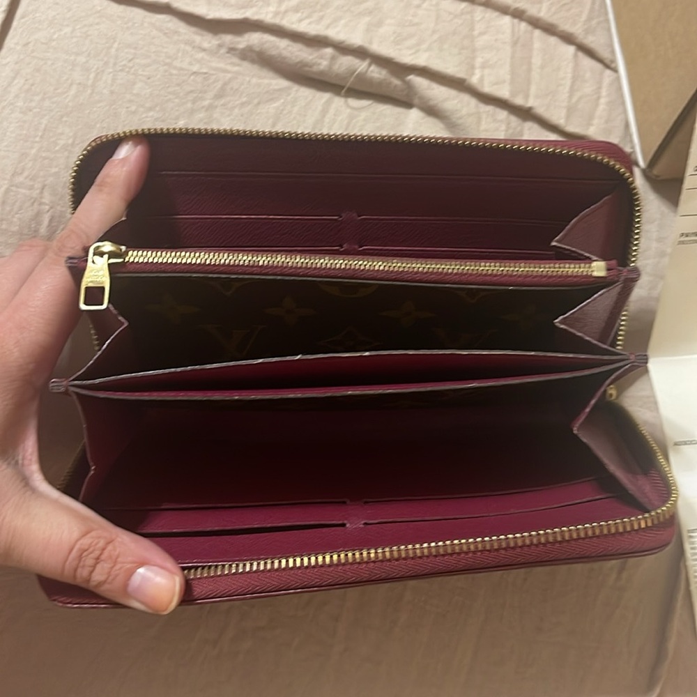 Louis Vuitton Monogram Retiro Zippy Wallet Aurore Raisin - Picture 11 of 16